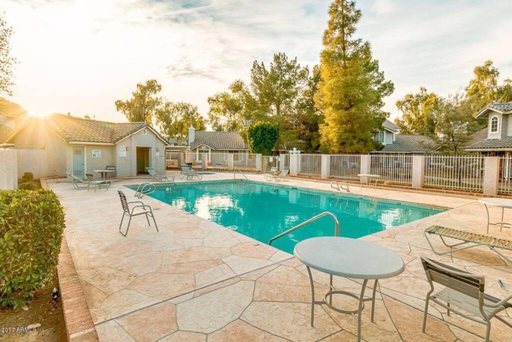 Cozy 3 Bedrooms Town Home In Chandler With Community Pool מראה חיצוני תמונה